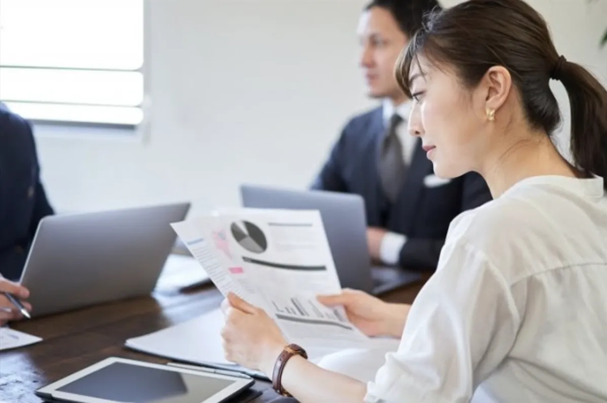 VoC分析とは何か?収集方法や分析方法、手順を解説!